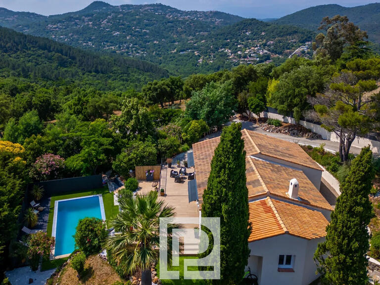 Villa Mandelieu-la-Napoule - 4 chambres - 150m²