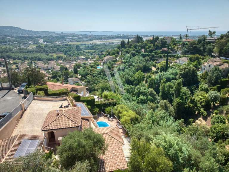 Villa Mandelieu-la-Napoule - 4 chambres - 221m²
