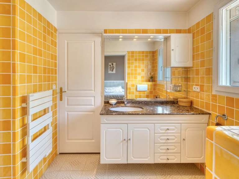 Villa with Sea view Mandelieu-la-Napoule - 4 bedrooms - 221m²