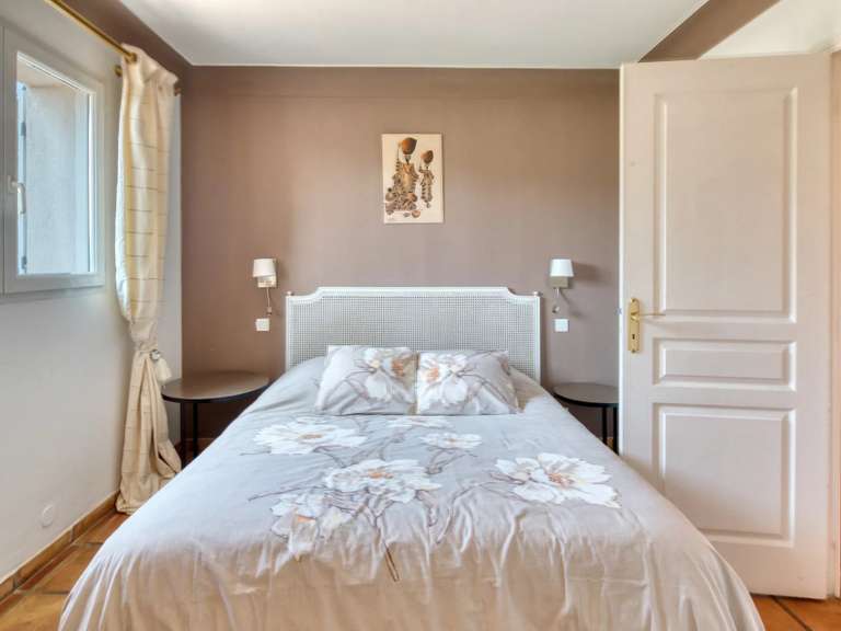 Villa with Sea view Mandelieu-la-Napoule - 4 bedrooms - 221m²