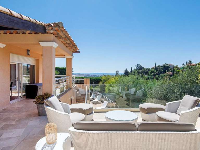 Villa with Sea view Mandelieu-la-Napoule - 4 bedrooms - 221m²