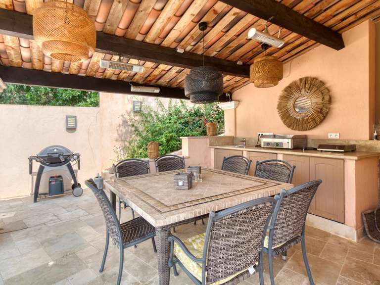 Villa with Sea view Mandelieu-la-Napoule - 4 bedrooms - 221m²