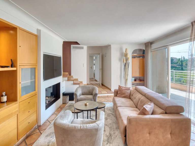 Villa with Sea view Mandelieu-la-Napoule - 4 bedrooms - 221m²