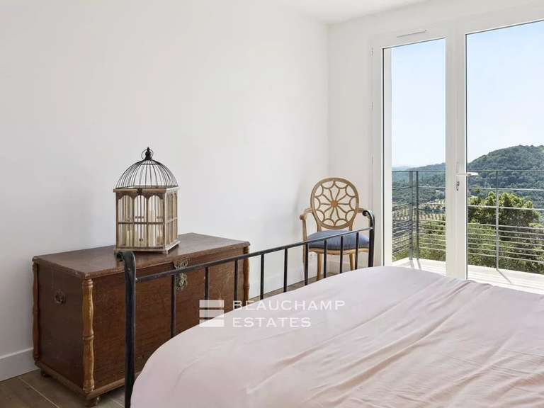 Villa Mandelieu-la-Napoule - 5 chambres - 275m²