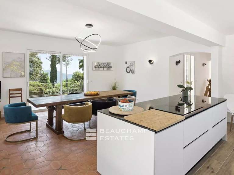 Villa Mandelieu-la-Napoule - 5 chambres - 275m²
