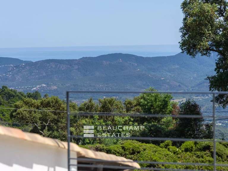 Villa Mandelieu-la-Napoule - 5 chambres - 275m²