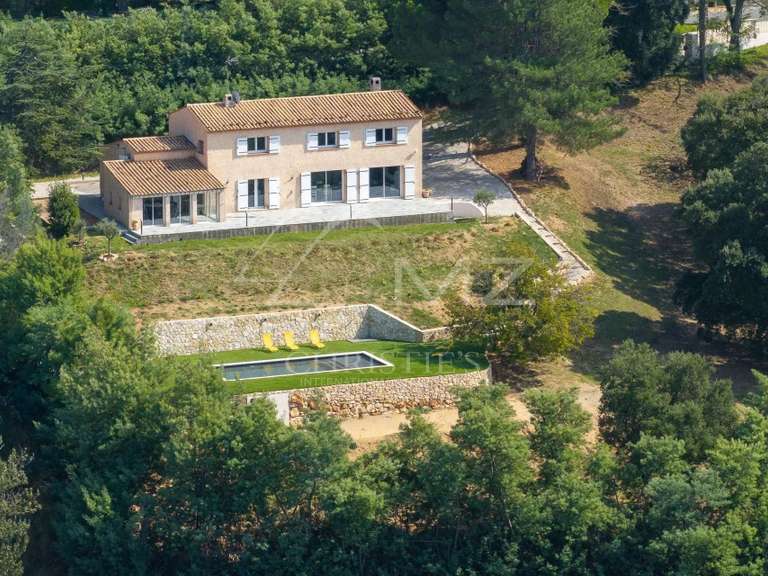 Villa Mandelieu-la-Napoule - 4 bedrooms - 194m²