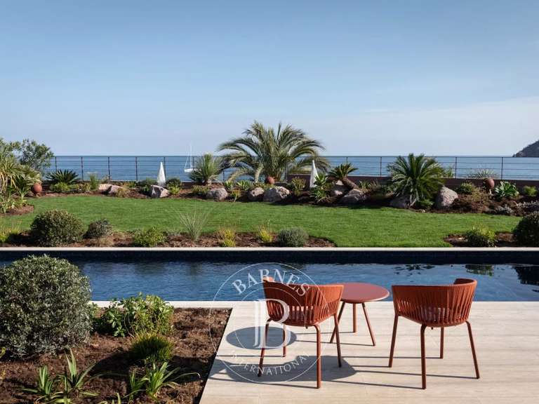 Villa Mandelieu-la-Napoule - 4 chambres - 230m²