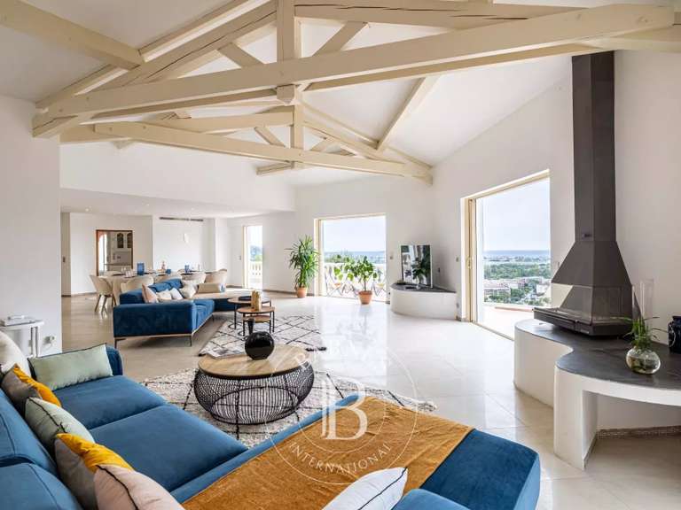 Villa Mandelieu-la-Napoule - 5 chambres - 250m²