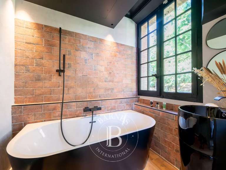 Villa Mandelieu-la-Napoule - 5 chambres - 180m²