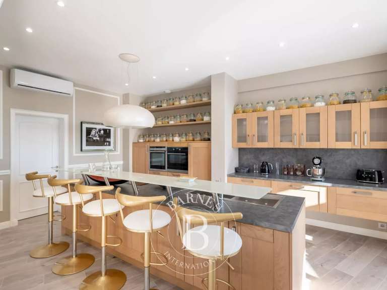 Villa with Sea view Mandelieu-la-Napoule - 5 bedrooms - 319m²