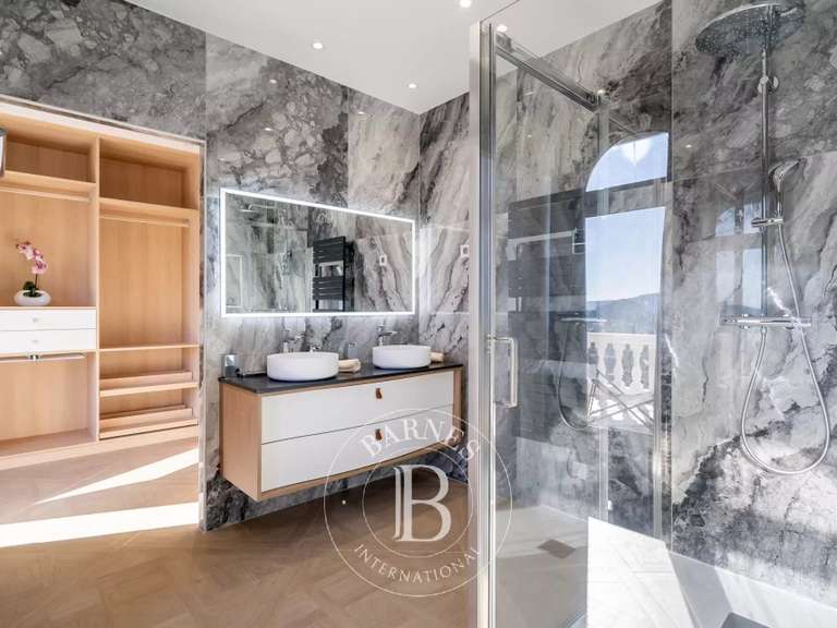 Villa with Sea view Mandelieu-la-Napoule - 5 bedrooms - 319m²