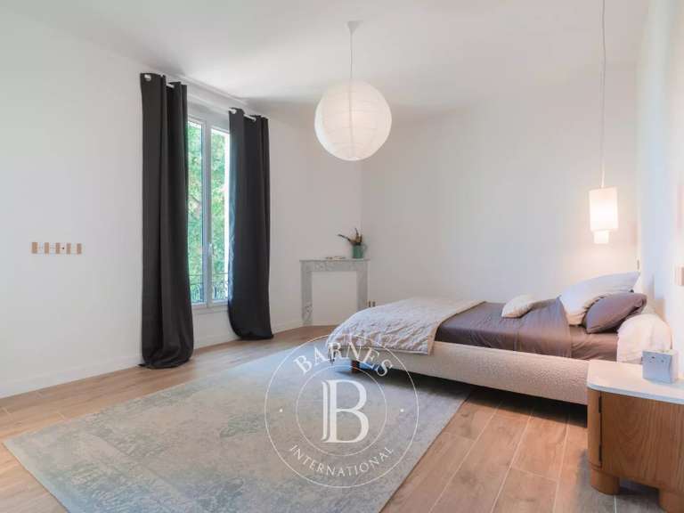 Villa Mandelieu-la-Napoule - 6 chambres - 306m²