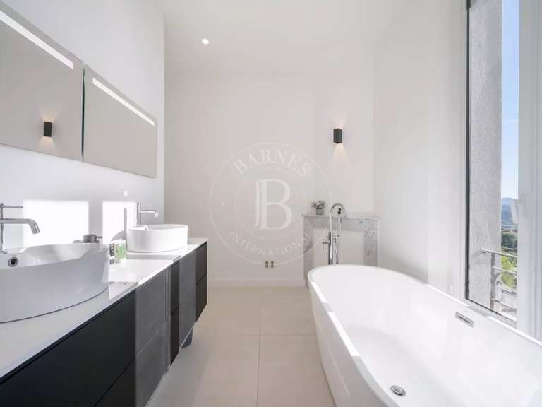 Villa Mandelieu-la-Napoule - 6 chambres - 306m²