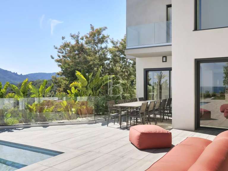 Villa Mandelieu-la-Napoule - 5 chambres - 419m²