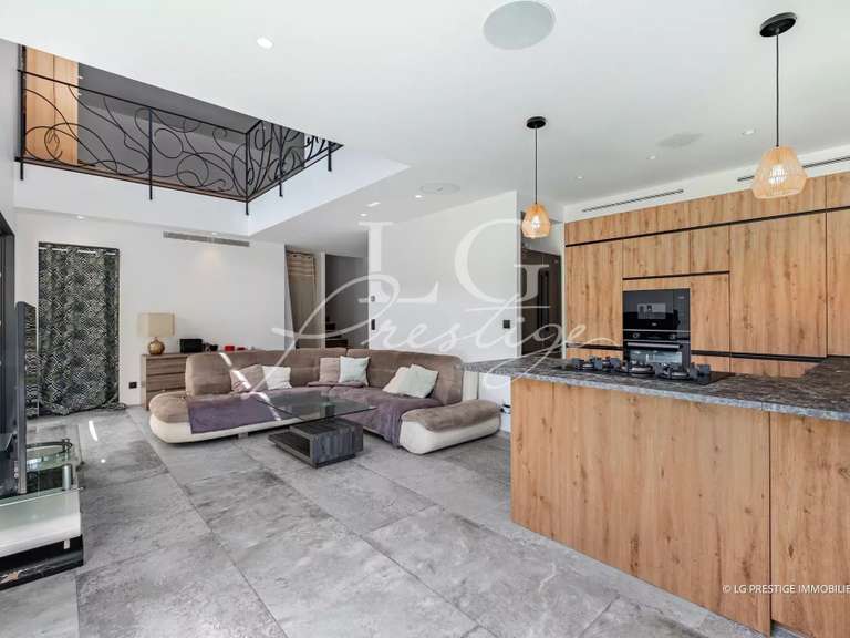 Villa Mandelieu-la-Napoule - 3 chambres - 130m²