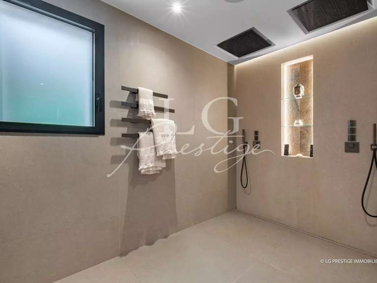 Villa Mandelieu-la-Napoule - 3 chambres - 130m²