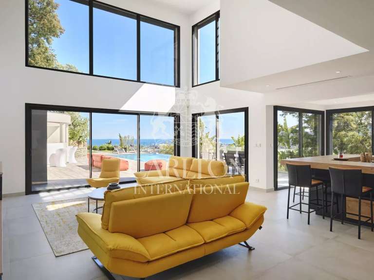 Villa Mandelieu-la-Napoule - 5 chambres - 303m²