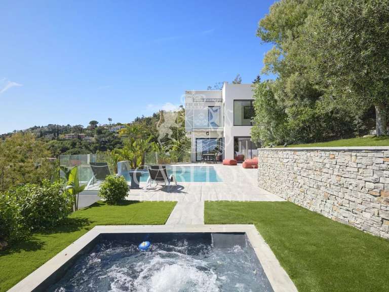 Villa Mandelieu-la-Napoule - 5 chambres - 303m²