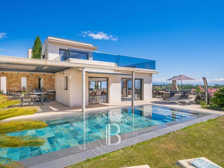 Villa Mandelieu-la-Napoule - 4 chambres - 221m²