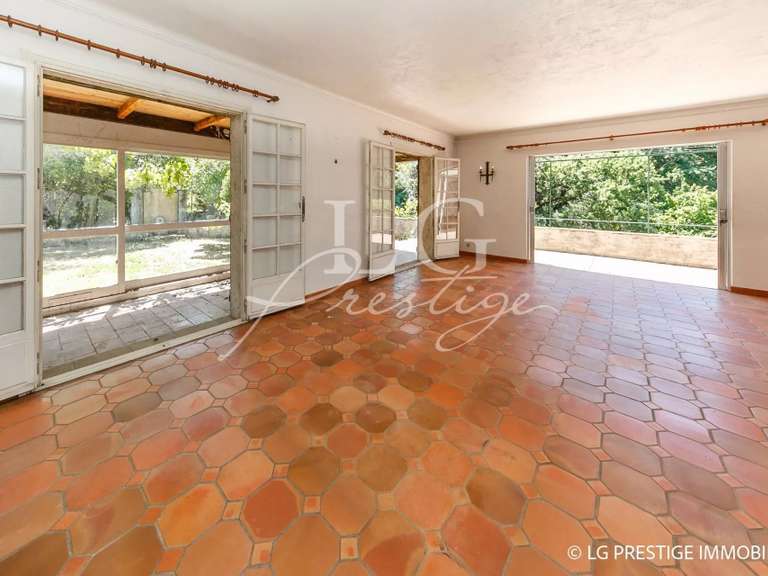 Villa Mandelieu-la-Napoule - 5 chambres - 250m²