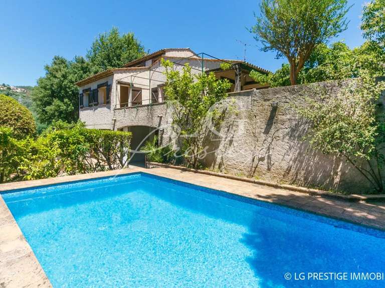 Villa Mandelieu-la-Napoule - 5 chambres - 250m²