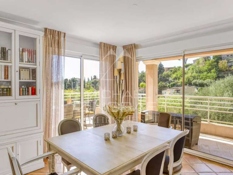 Villa Mandelieu-la-Napoule - 4 chambres - 221m²