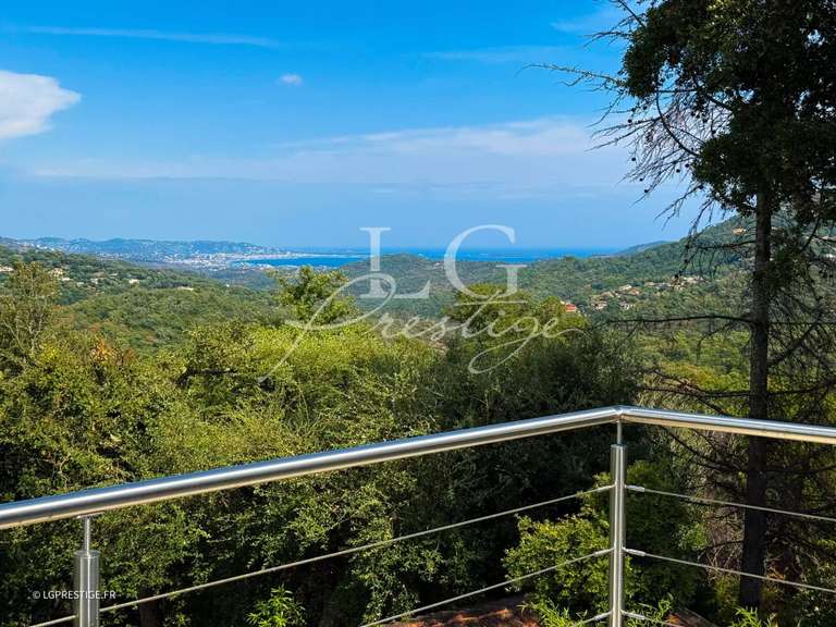 Villa with Sea view Mandelieu-la-Napoule - 3 bedrooms - 177m²