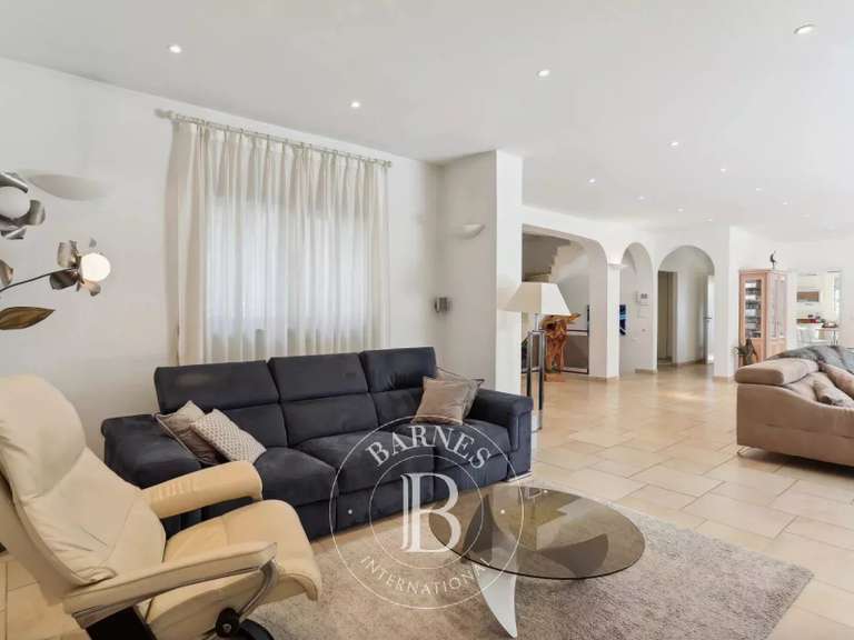 Villa with Sea view Mandelieu-la-Napoule - 4 bedrooms - 305m²