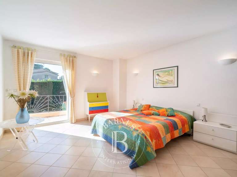 Villa with Sea view Mandelieu-la-Napoule - 4 bedrooms - 305m²