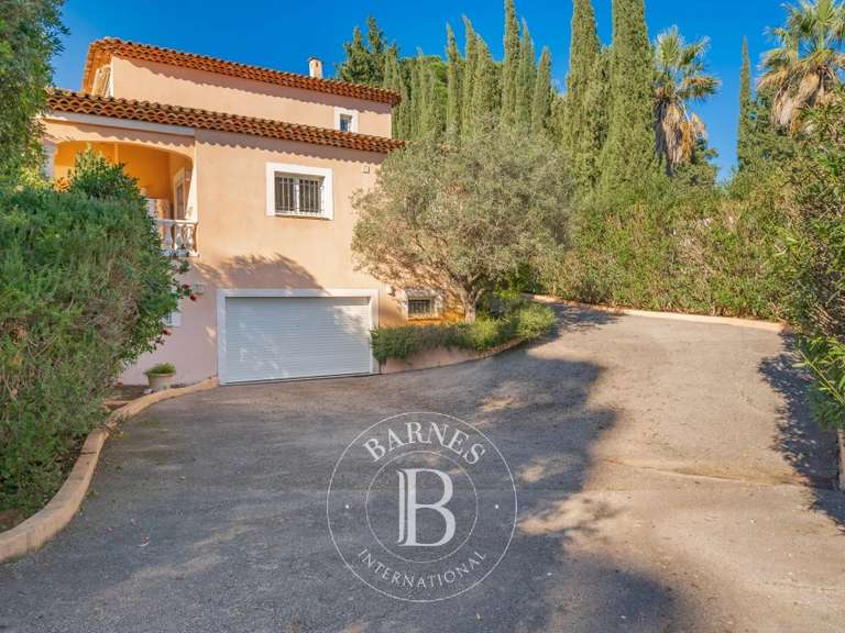 Villa with Sea view Mandelieu-la-Napoule - 4 bedrooms - 305m²