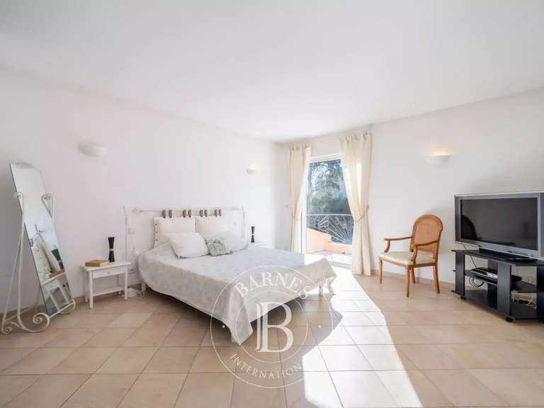 Villa with Sea view Mandelieu-la-Napoule - 4 bedrooms - 305m²