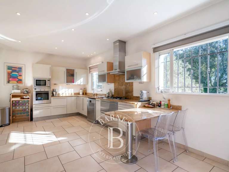 Villa with Sea view Mandelieu-la-Napoule - 4 bedrooms - 305m²