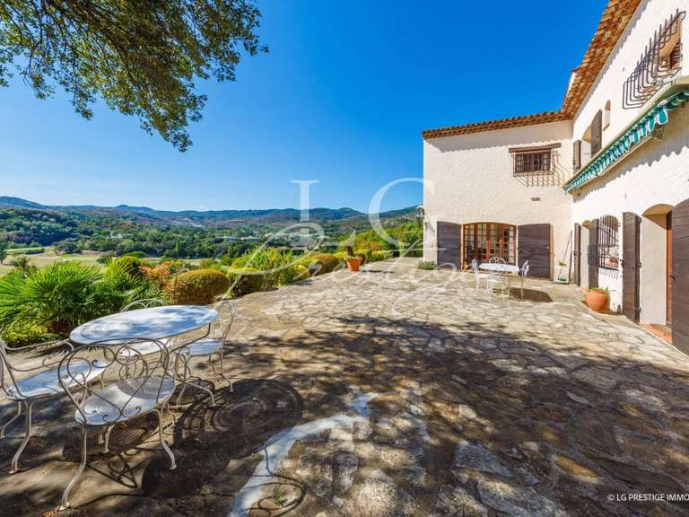 Villa Mandelieu-la-Napoule - 5 bedrooms - 235m²