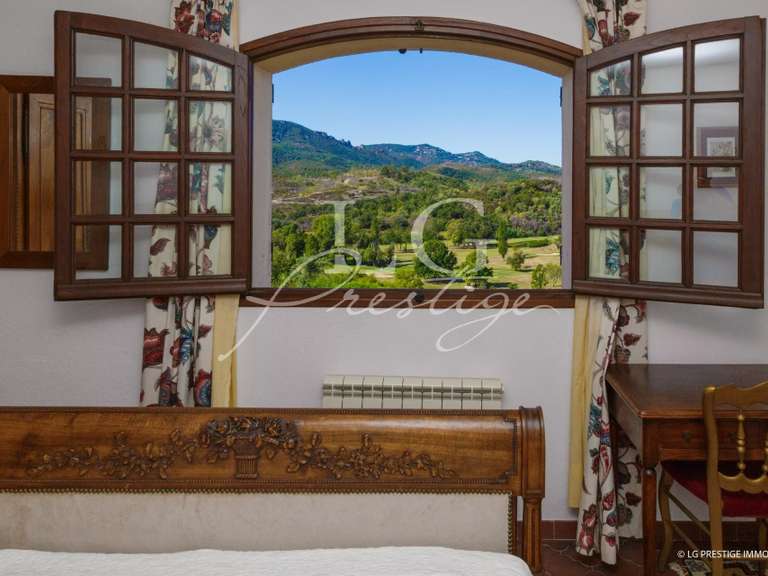 Villa Mandelieu-la-Napoule - 5 bedrooms - 235m²