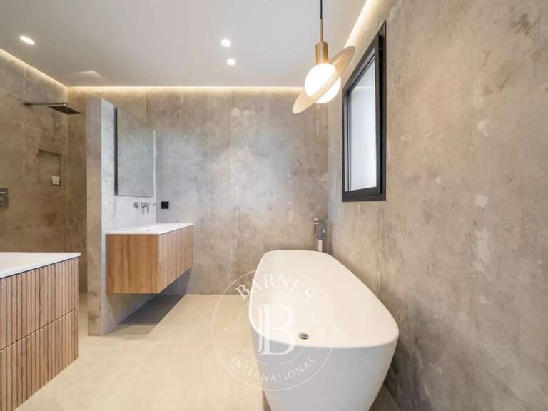 Villa with Sea view Mandelieu-la-Napoule - 4 bedrooms - 560m²