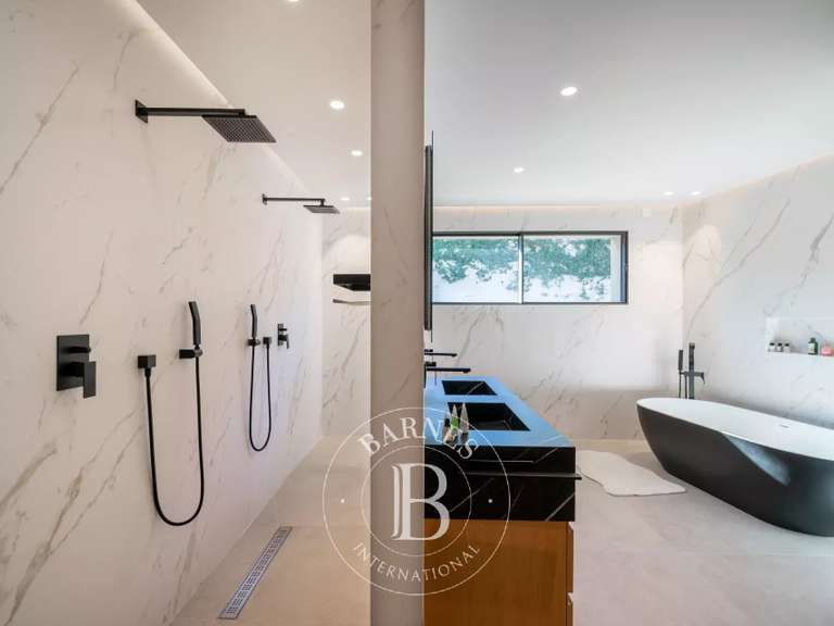 Villa with Sea view Mandelieu-la-Napoule - 4 bedrooms - 560m²