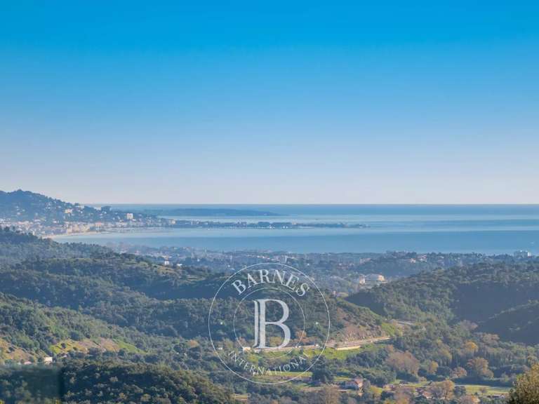 Villa with Sea view Mandelieu-la-Napoule - 4 bedrooms - 560m²