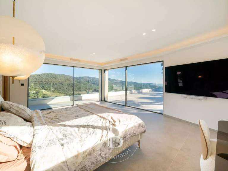 Villa with Sea view Mandelieu-la-Napoule - 4 bedrooms - 560m²