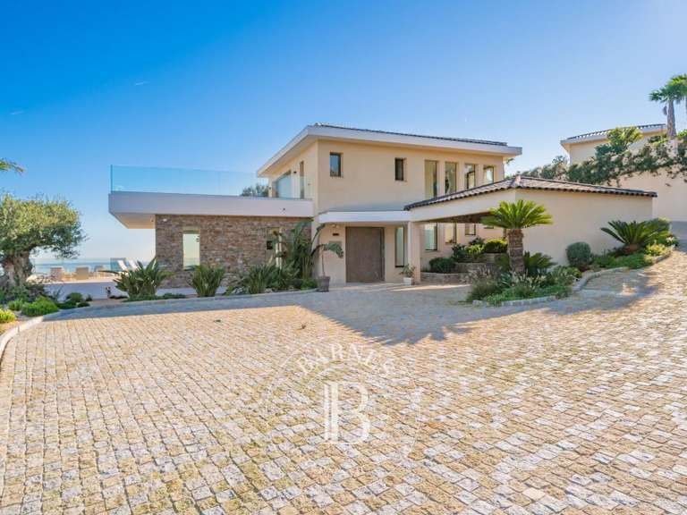 Villa with Sea view Mandelieu-la-Napoule - 4 bedrooms - 560m²