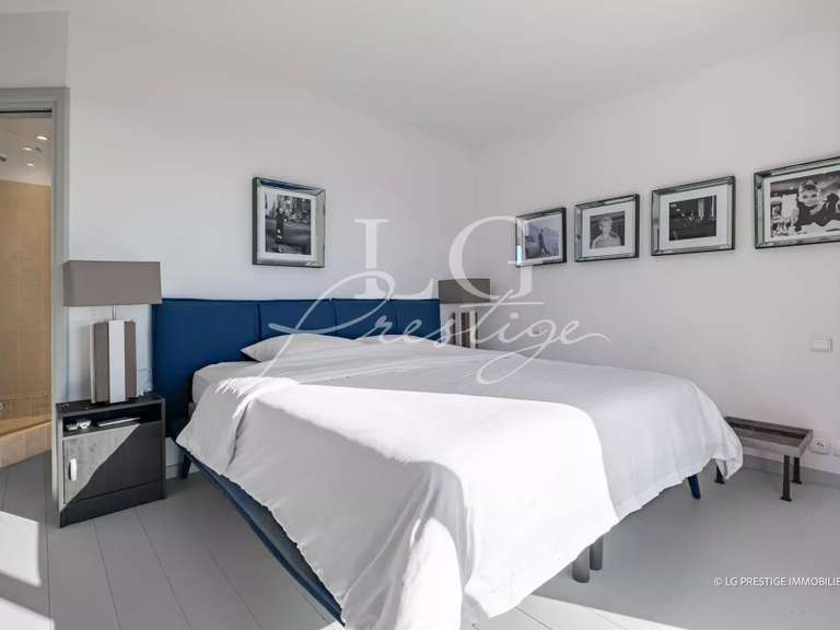 Villa with Sea view Mandelieu-la-Napoule - 3 bedrooms - 118m²