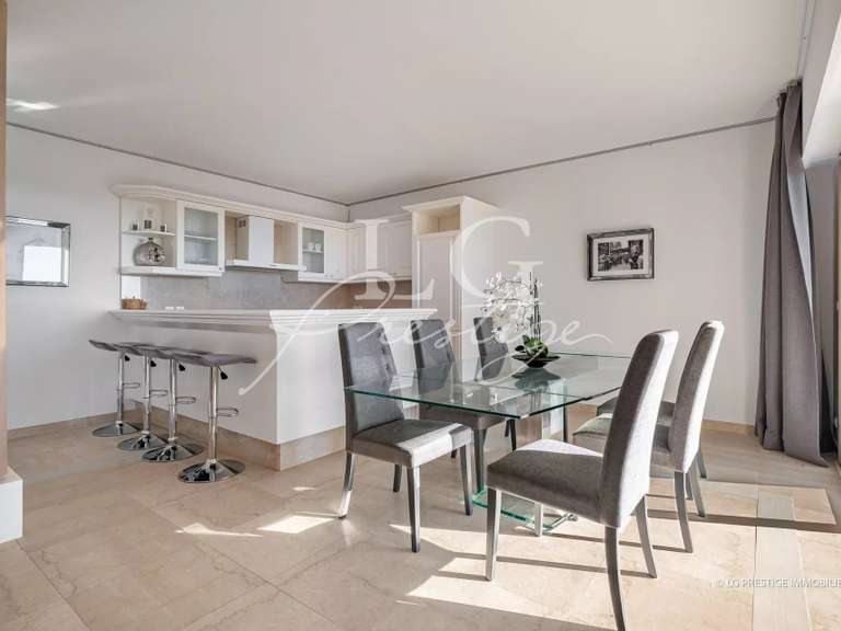 Villa with Sea view Mandelieu-la-Napoule - 3 bedrooms - 118m²