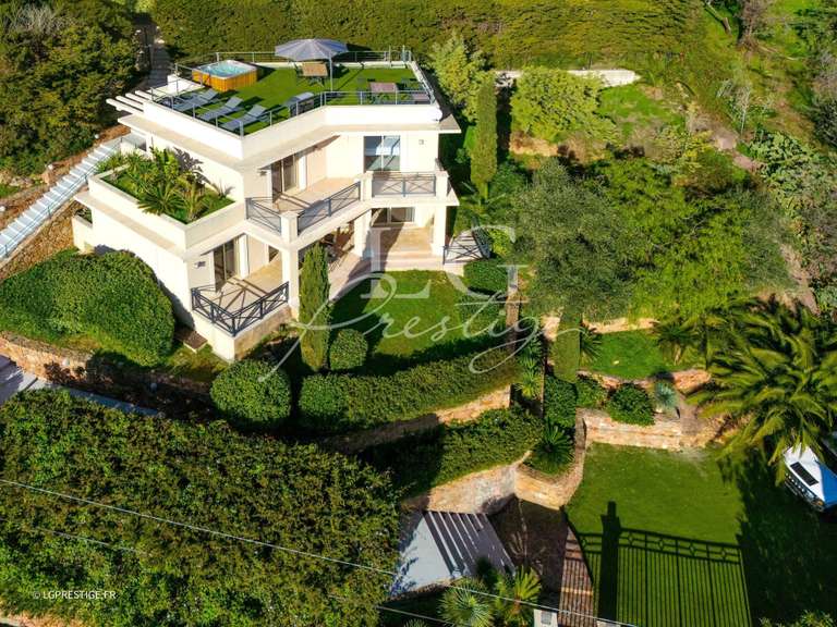 Villa with Sea view Mandelieu-la-Napoule - 3 bedrooms - 118m²