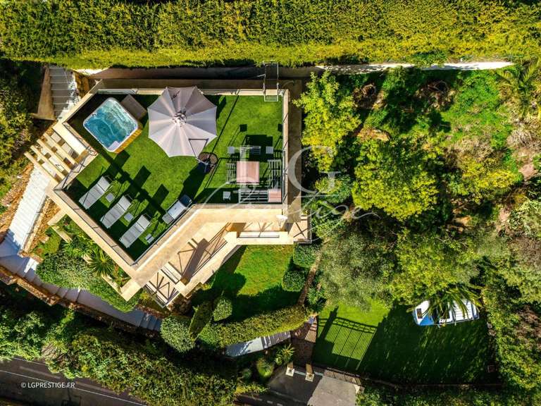 Villa with Sea view Mandelieu-la-Napoule - 3 bedrooms - 118m²