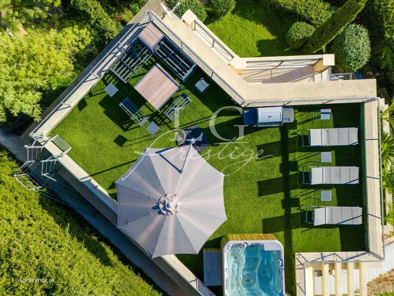 Villa with Sea view Mandelieu-la-Napoule - 3 bedrooms - 118m²