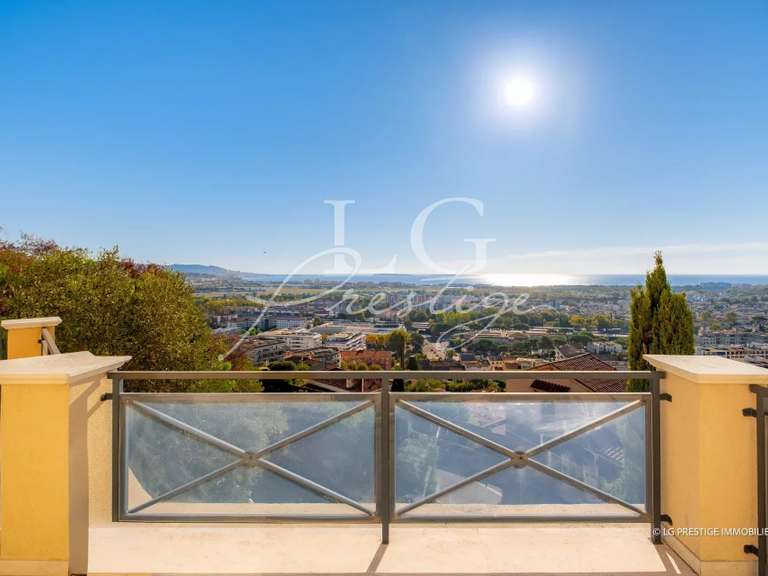 Villa with Sea view Mandelieu-la-Napoule - 3 bedrooms - 118m²