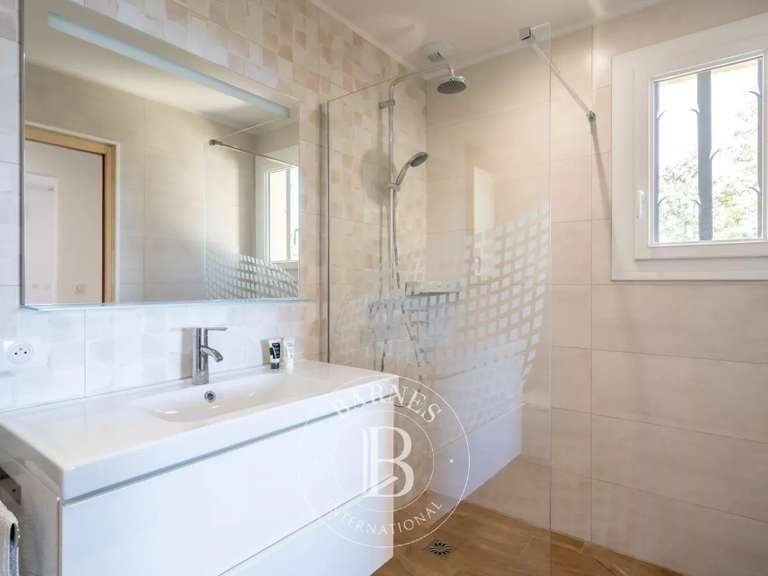 Villa with Sea view Mandelieu-la-Napoule - 4 bedrooms - 327m²