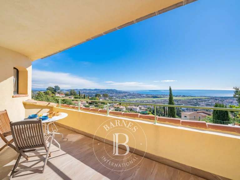 Villa with Sea view Mandelieu-la-Napoule - 4 bedrooms - 327m²