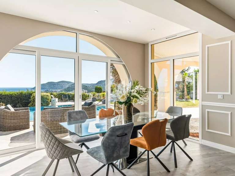 Villa Mandelieu-la-Napoule - 5 chambres - 299m²