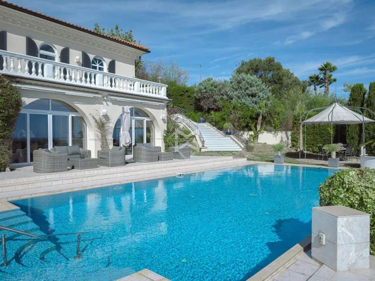 Villa Mandelieu-la-Napoule - 5 chambres - 299m²